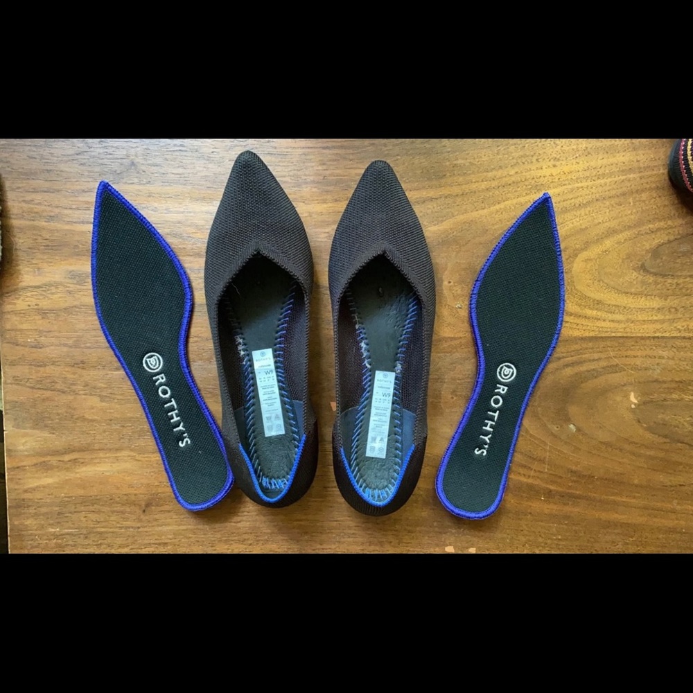 Size 9 Black Rothy’s Points
